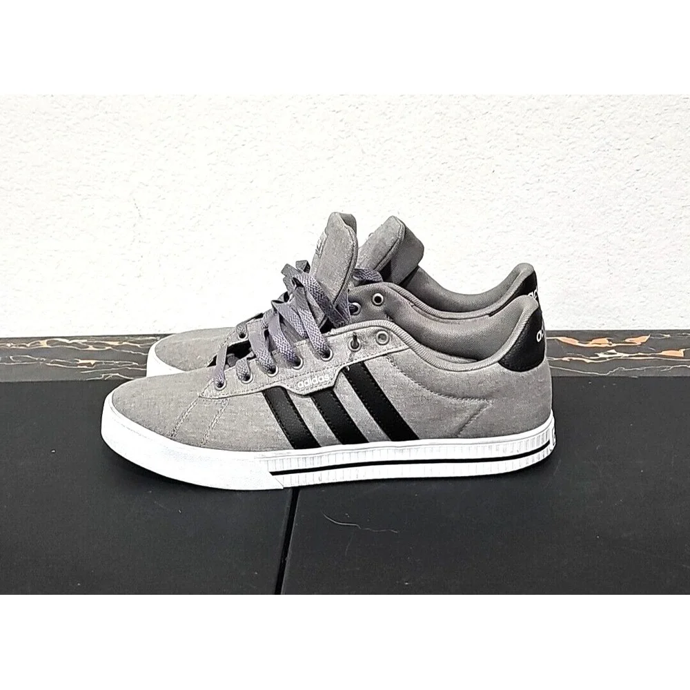 Adidas Daily 3.0 Skateboarding Shoes Men Athletic Sneakers Grey White FW3270 New